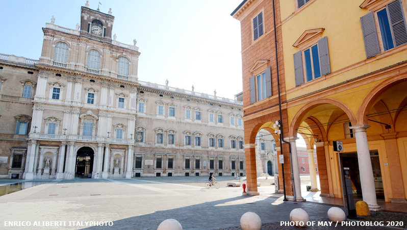 Modena / Piazza Roma e Palazzo Ducale
