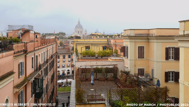 Roma / i colori nella pioggia