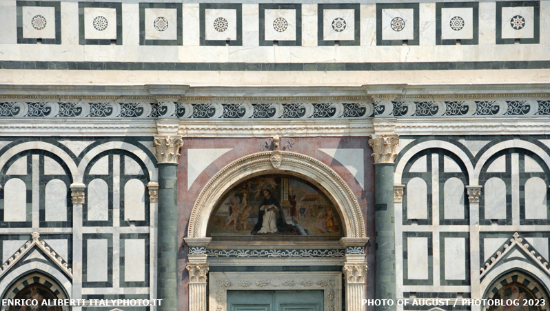 Firenze / ricami a Santa Maria Novella
