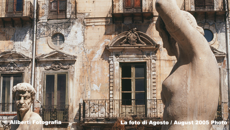 PALERMO Piazza Pretoria