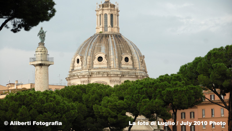 ROMA Chiesa S.S. Nome di Maria