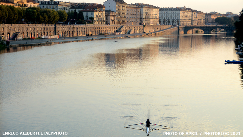 Torino/ navigare il Po