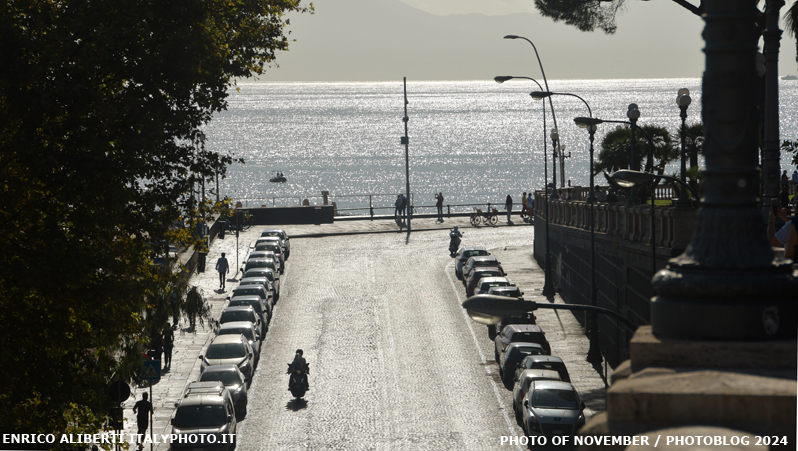 Napoli / mare fuori
