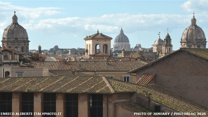 Cupolone e cupole dal Campidoglio